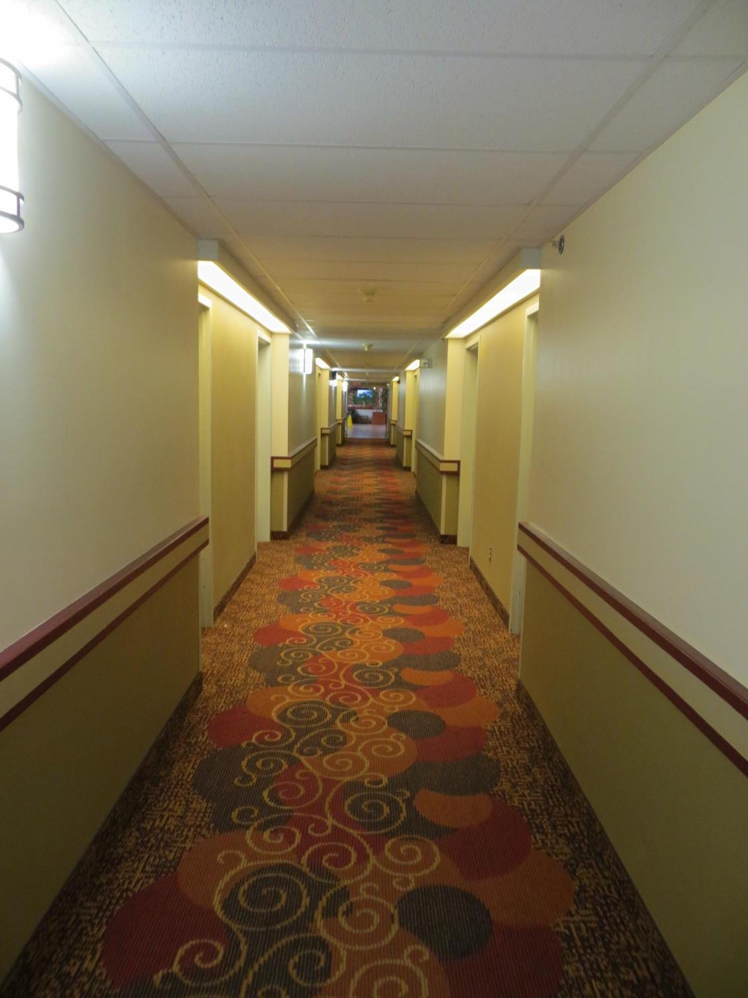 Super 8 By Wyndham Sherwood Park/Edmonton Area Esterno foto