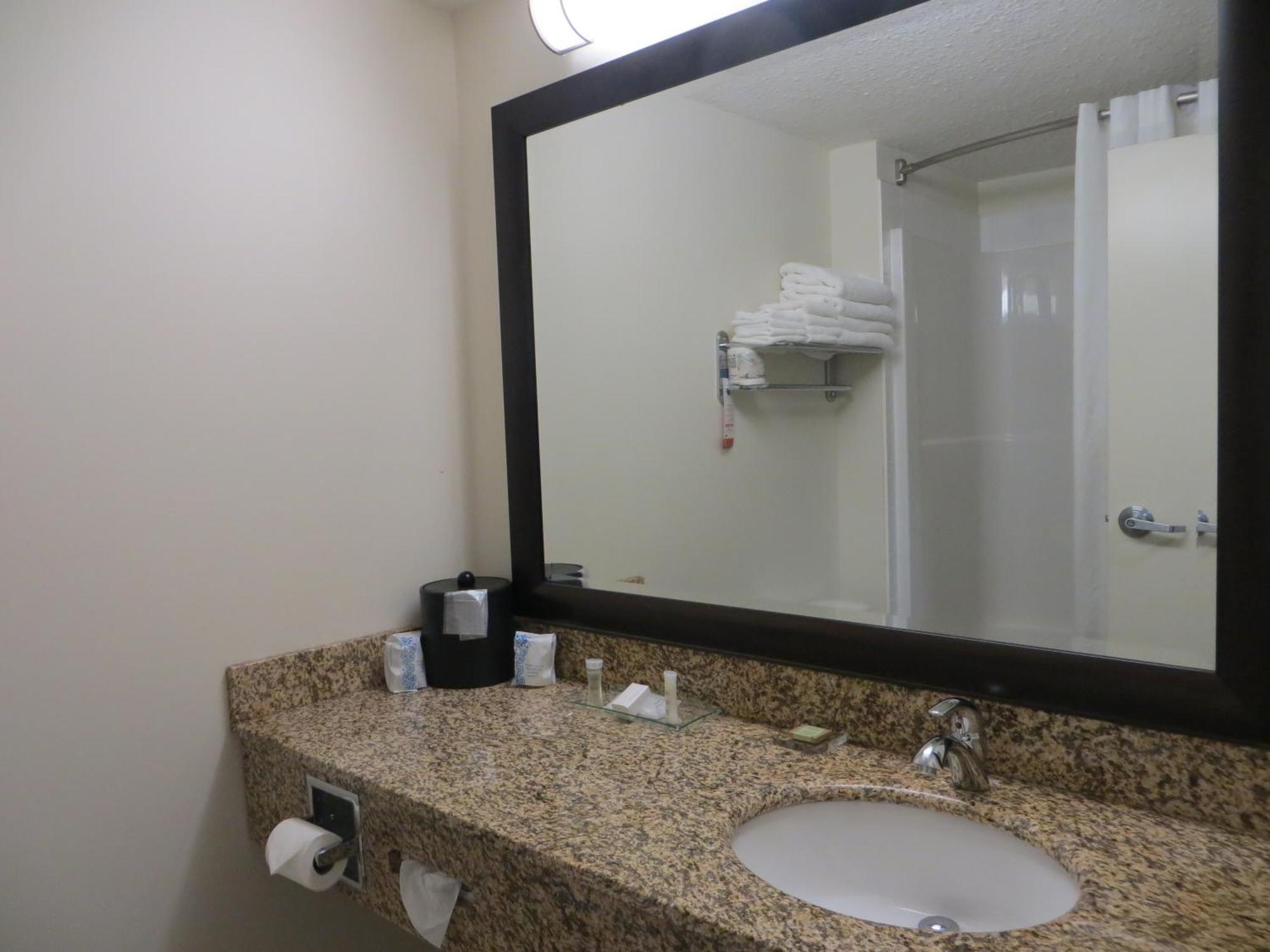 Super 8 By Wyndham Sherwood Park/Edmonton Area Camera foto