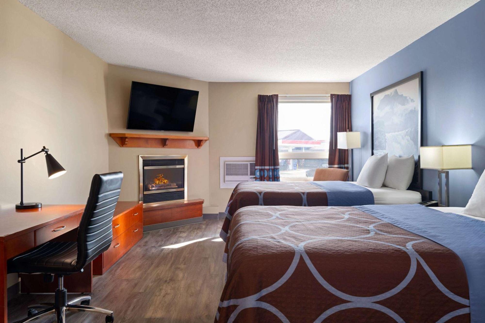 Super 8 By Wyndham Sherwood Park/Edmonton Area Esterno foto