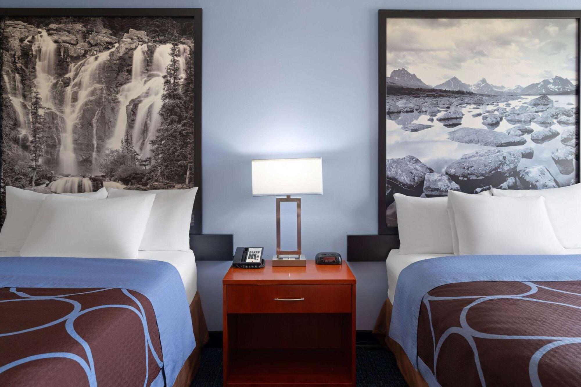 Super 8 By Wyndham Sherwood Park/Edmonton Area Esterno foto