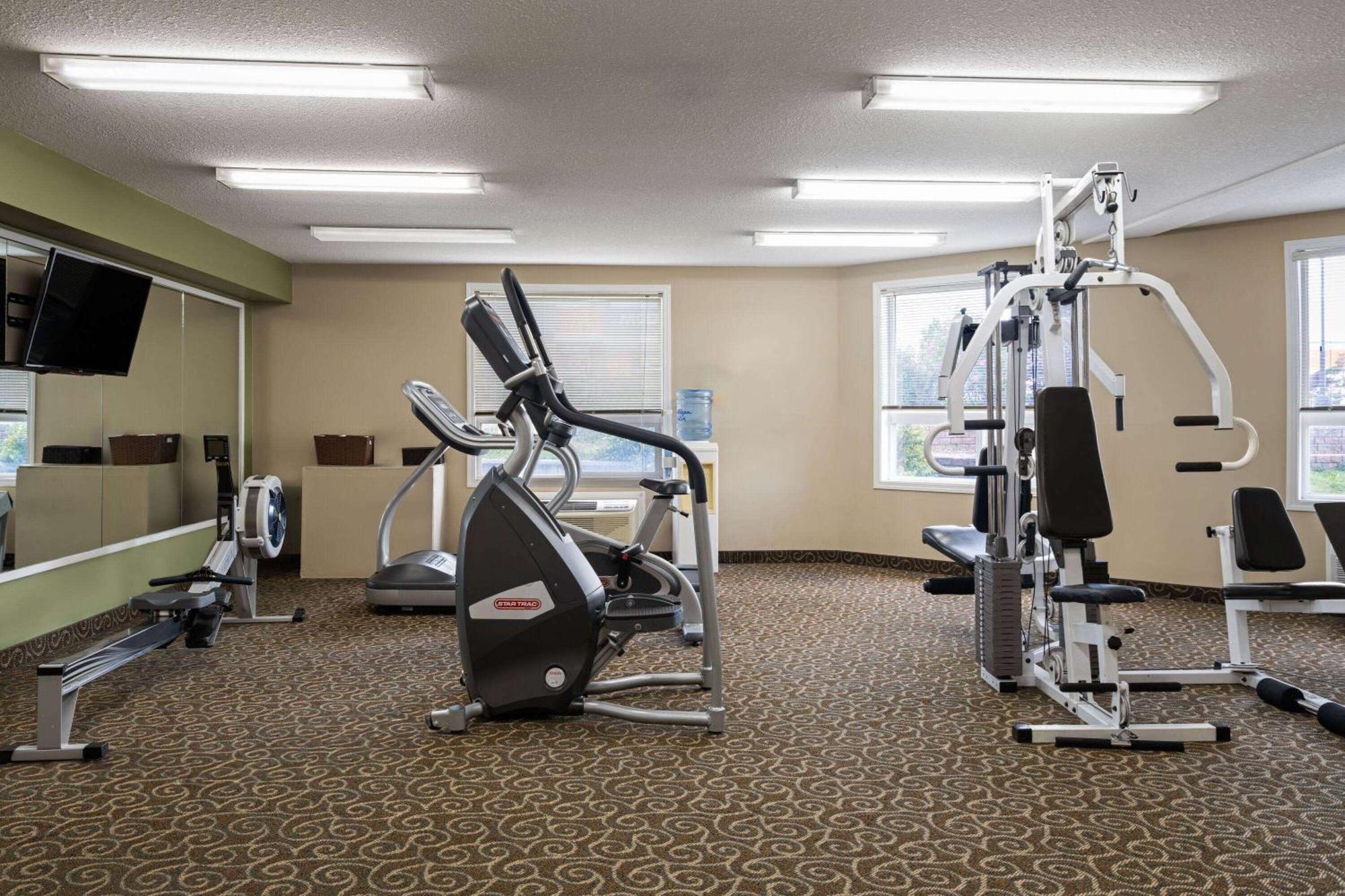 Super 8 By Wyndham Sherwood Park/Edmonton Area Esterno foto