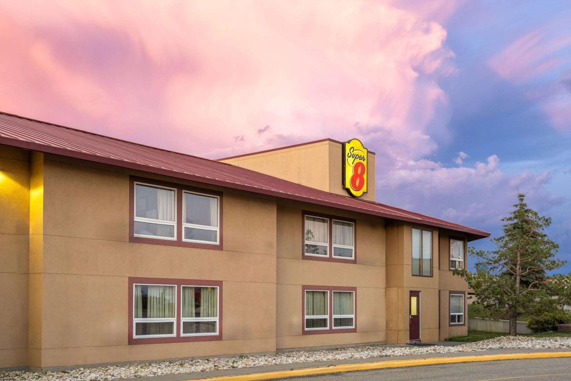 Super 8 By Wyndham Sherwood Park/Edmonton Area Esterno foto